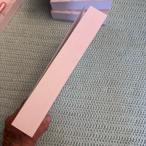 🖋️ The Savage by Sophie Lark Signed Paperback - Picture 5 of 5